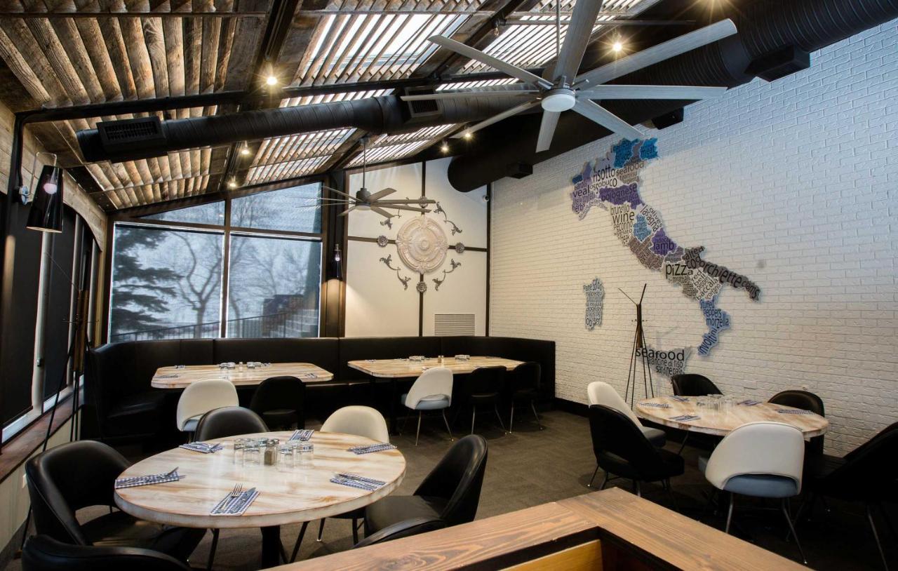 Sandman Signature Lethbridge Lodge Екстериор снимка