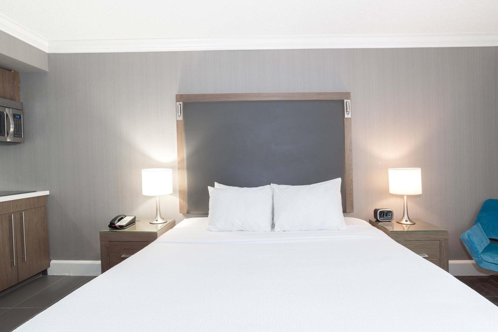 Sandman Signature Lethbridge Lodge Екстериор снимка