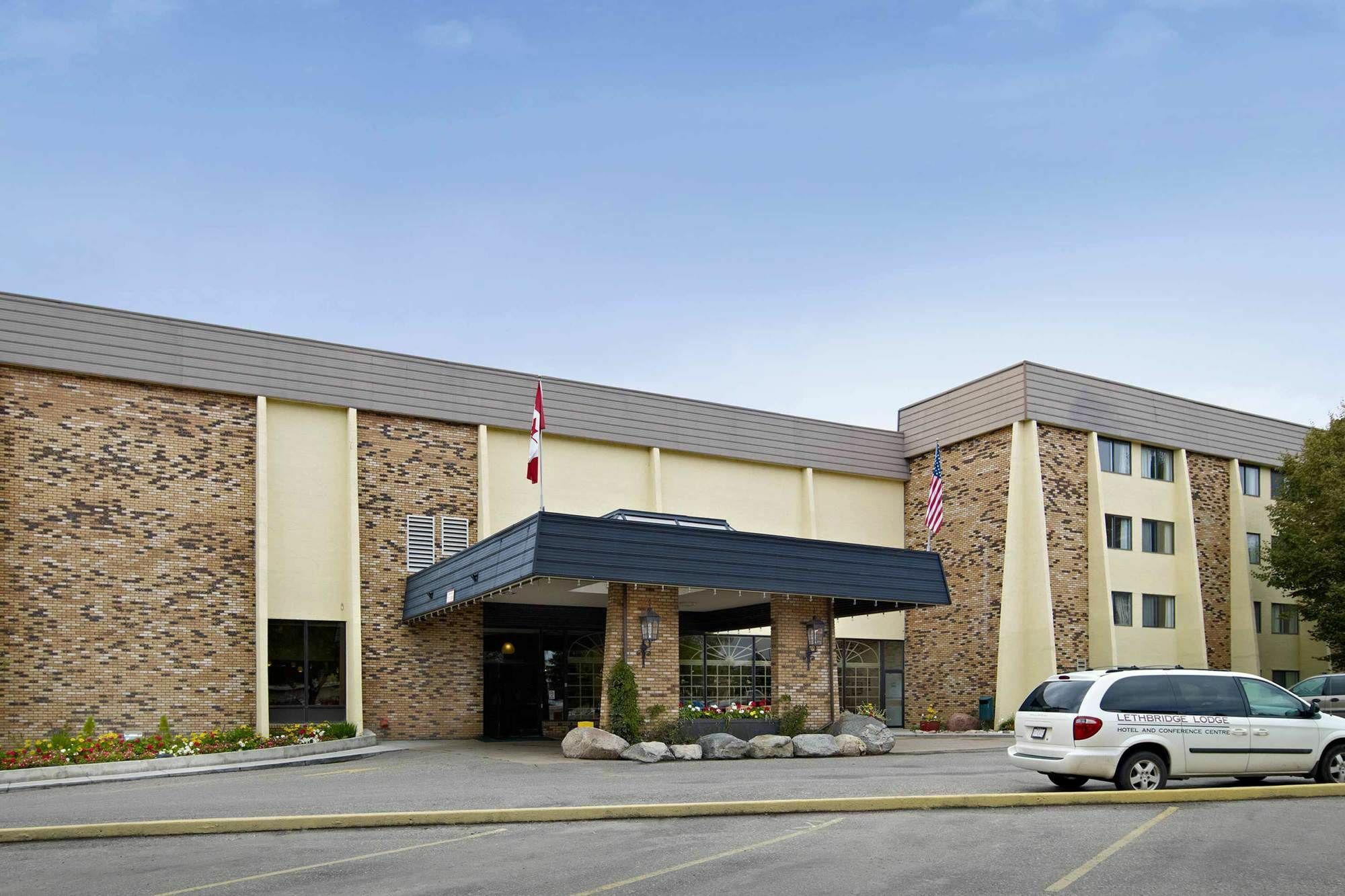 Sandman Signature Lethbridge Lodge Екстериор снимка